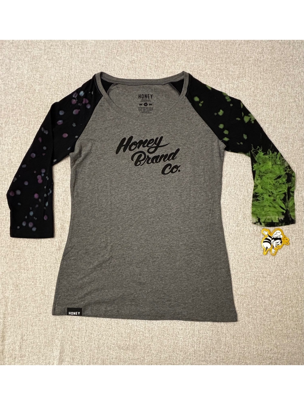 Honey Brand Co Women’s 3/4 Sleeve Gray/Black/Tie-Dye T-Shirt Size Medium